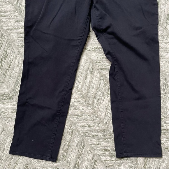 NYDJ Bundle of Two Pairs White Black Curves 360 Denim Pants Jeans Casual - Picture 4 of 12